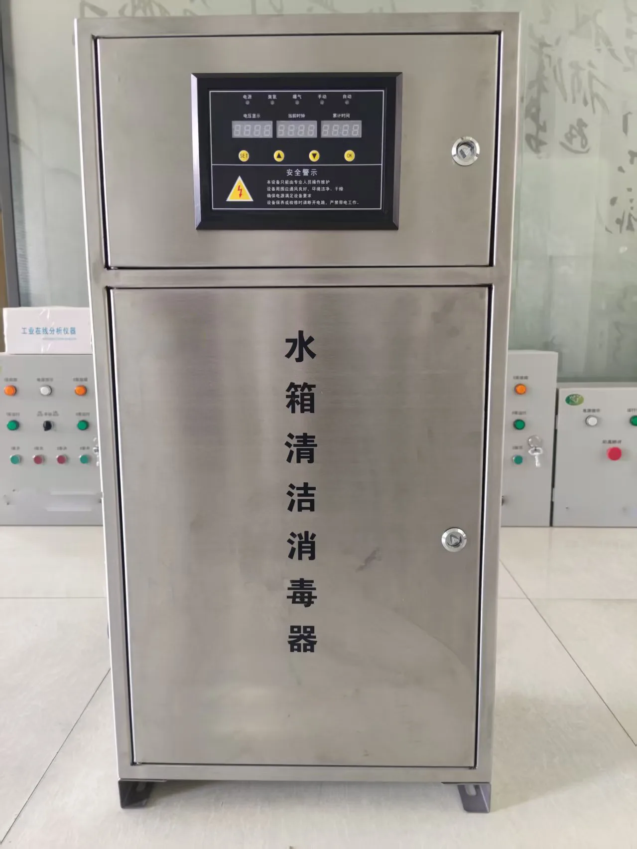 水箱自洁消毒器车间实拍